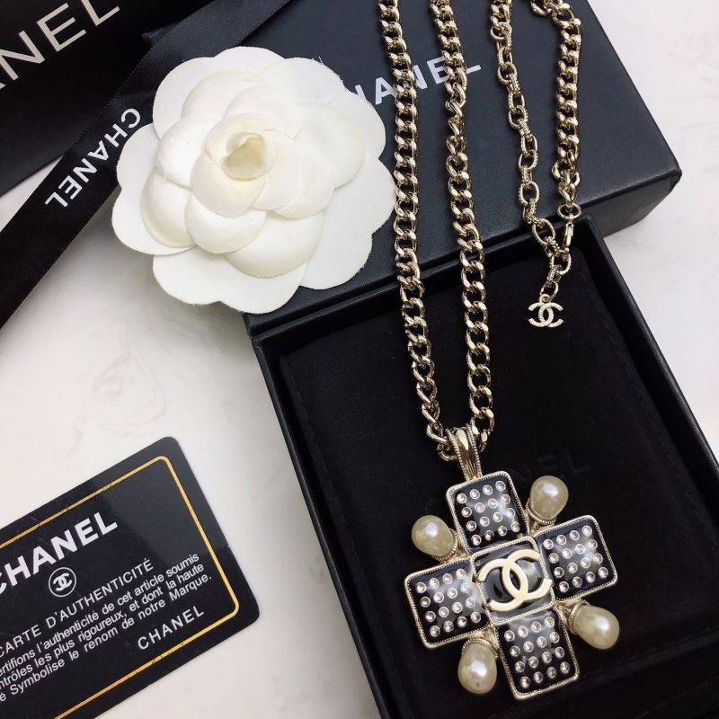 Ch**el necklaces